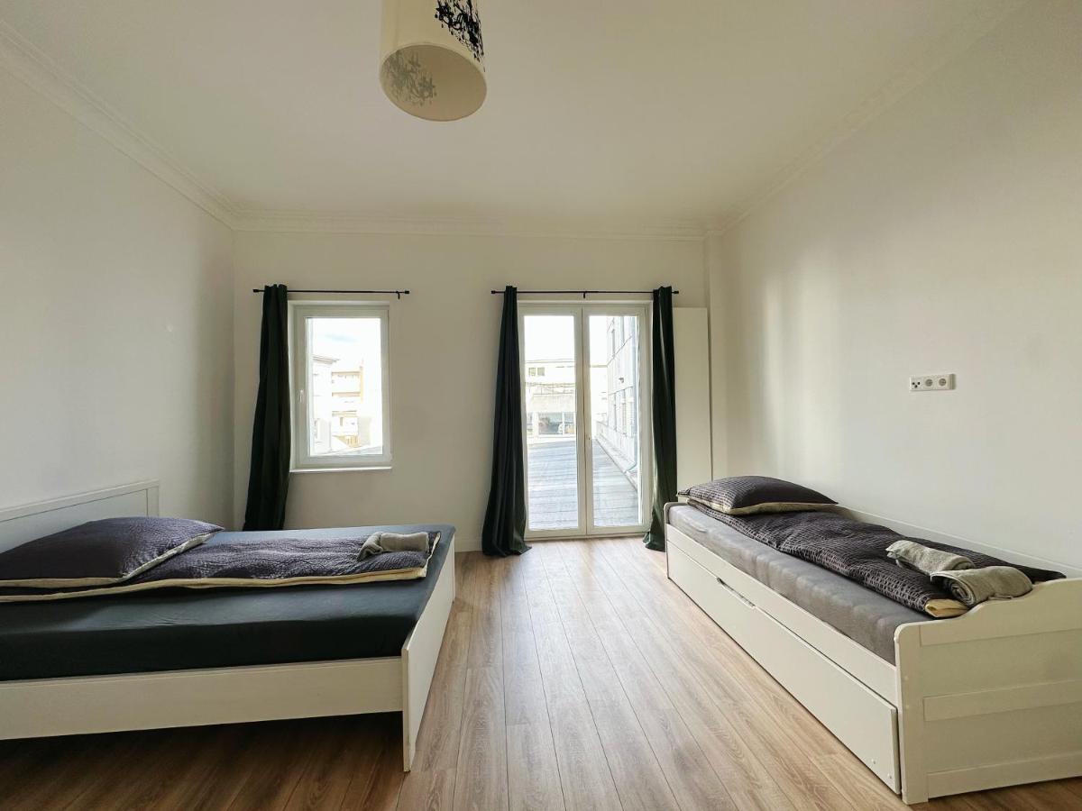 Zentralmoers 140M2 Hbf Nah Apartment Bagian luar foto